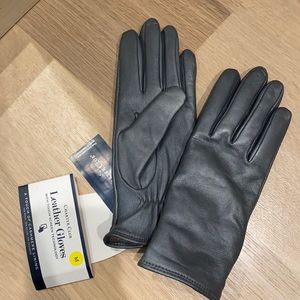 Cashmere lined touch screen leather gloves